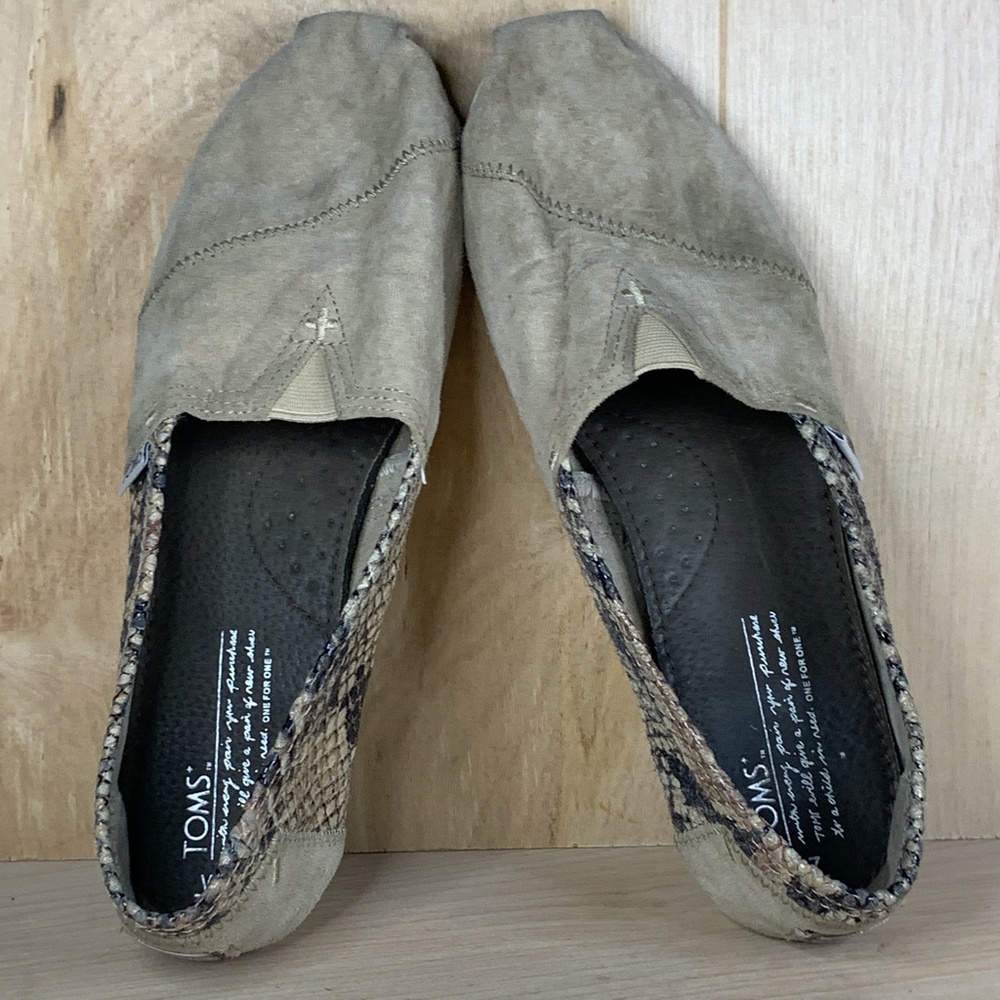 Toms Microsuede & Snake Print Flat - image 7